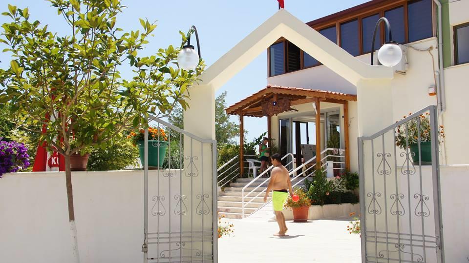 Batihan Apart Kusadası Eksteriør billede
