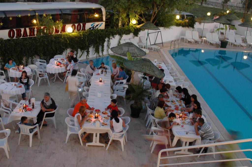 Batihan Apart Kusadası Eksteriør billede